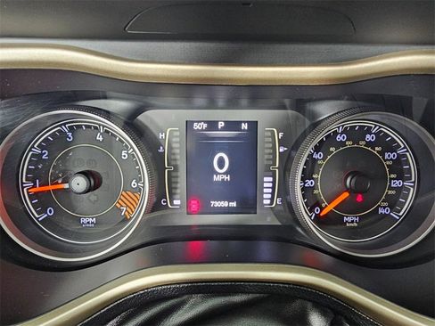 Used 2015 Jeep Cherokee Latitude w/ Cold Weather Group image 22