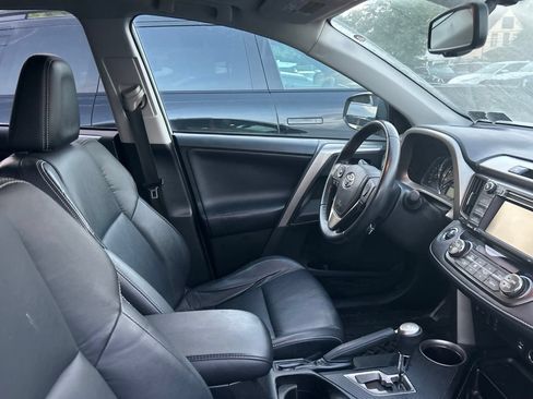 Used 2014 Toyota RAV4 Limited AWD/4WD image 10