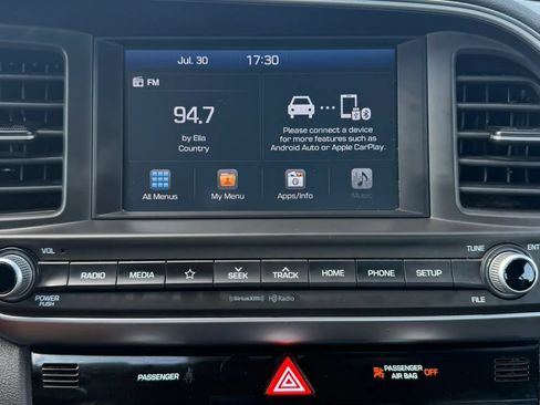 Used 2020 Hyundai Elantra SEL w/ Cargo Package (C1) FWD image 14