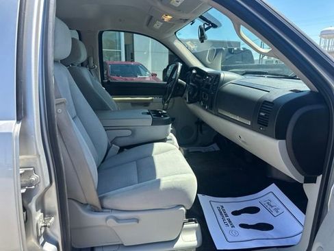 Used 2010 Chevrolet Silverado 1500 LT w/ Power Pack Plus RWD image 7