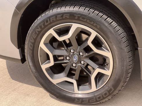 Used 2017 Subaru Crosstrek 2.0i Limited AWD/4WD image 9