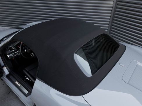 Used 2025 Porsche 718 Boxster image 14