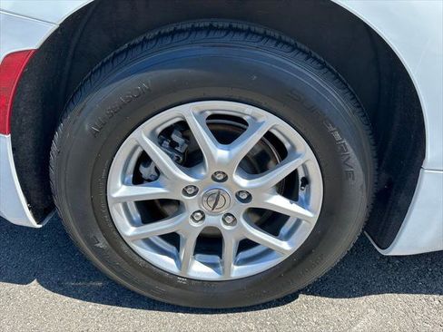 Certified 2023 Chrysler Voyager LX FWD image 30