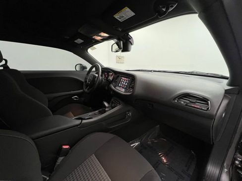 Used 2023 Dodge Challenger R/T Scat Pack image 9