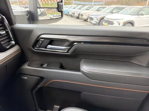 Used 2026 GMC Sierra 3500 AT4 w/ AT4 Premium Plus Package image 27