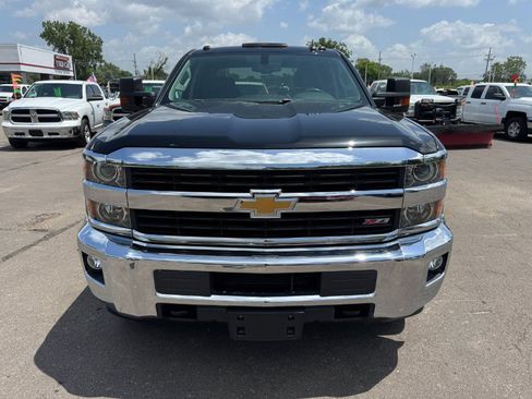 Used 2016 Chevrolet Silverado 3500 LT w/ LT Convenience Package AWD/4WD image 8