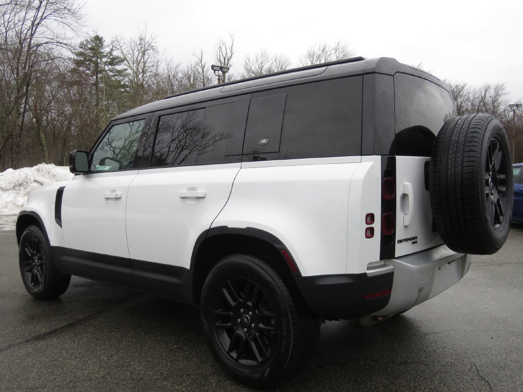 Used 2022 Land Rover Defender 110 SE AWD/4WD image 7