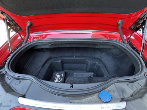 Used 2020 Jaguar F-TYPE Checkered Flag image 27