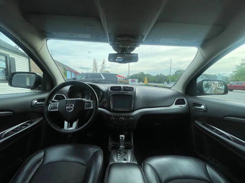Used 2016 Dodge Journey Crossroad FWD image 31