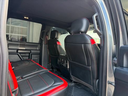 Used 2019 Ford F150 Lariat w/ Equipment Group 502A Luxury AWD/4WD image 10