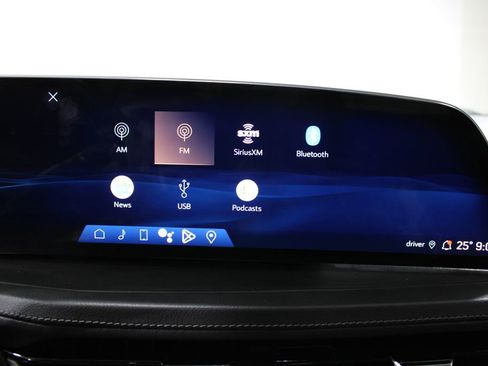 Used 2024 Cadillac XT4 Premium Luxury image 56