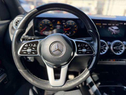 Used 2023 Mercedes-Benz GLA 250 4MATIC image 28