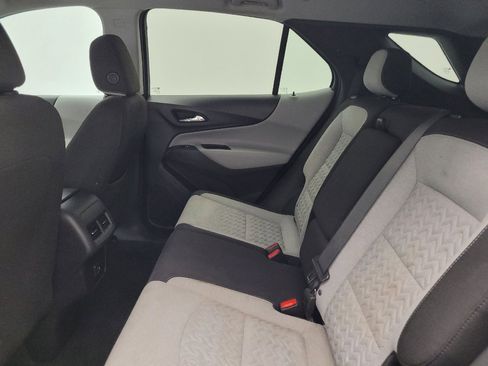 Used 2023 Chevrolet Equinox LS w/ LS Convenience Package FWD image 18