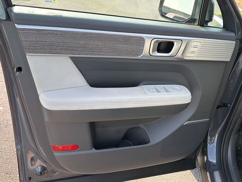 Used 2024 Hyundai Santa Fe Calligraphy FWD image 16