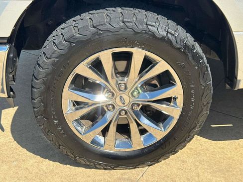 Used 2015 Ford F150 XLT w/ Equipment Group 302A Luxury RWD image 5