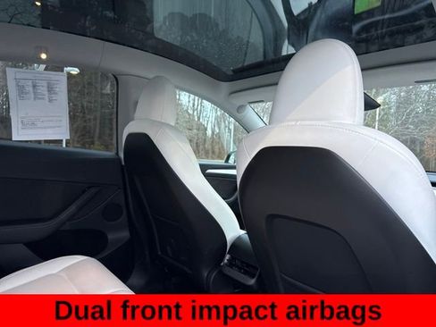 Used 2025 Tesla Model Y Long Range image 29