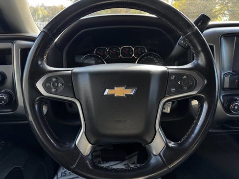 Used 2019 Chevrolet Silverado 1500 LT image 17