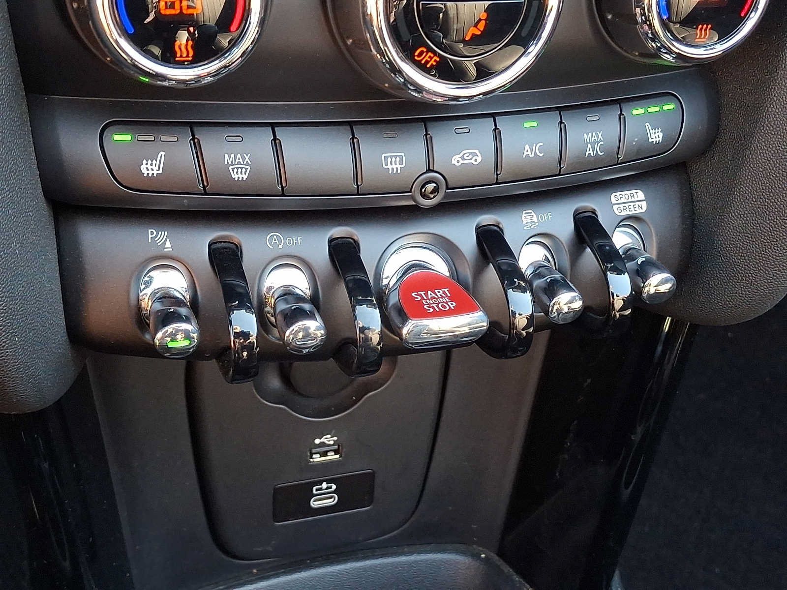 Used 2024 MINI Cooper S FWD image 24