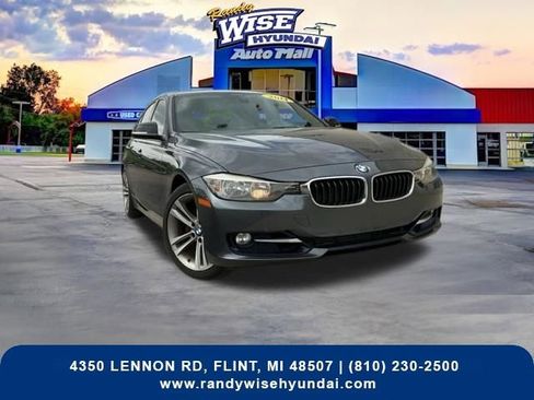 Used 2014 BMW 328i Sedan RWD image 1