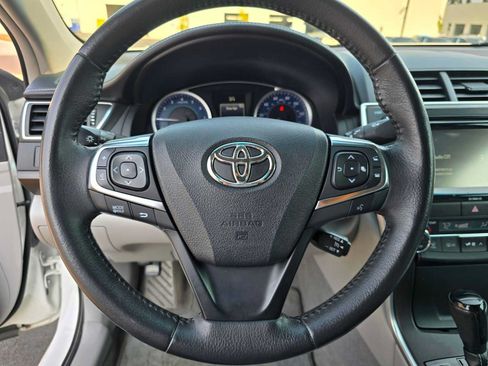 Used 2017 Toyota Camry XLE w/ Convenience Package FWD image 23
