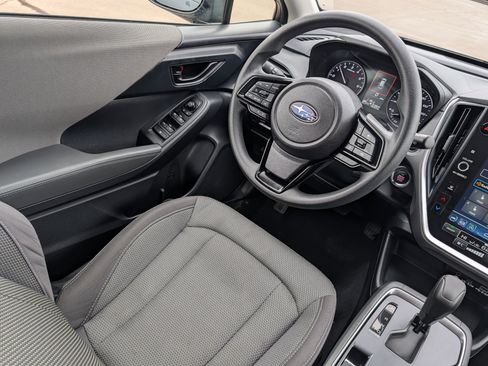 Used 2024 Subaru Crosstrek 2.0i Premium image 9