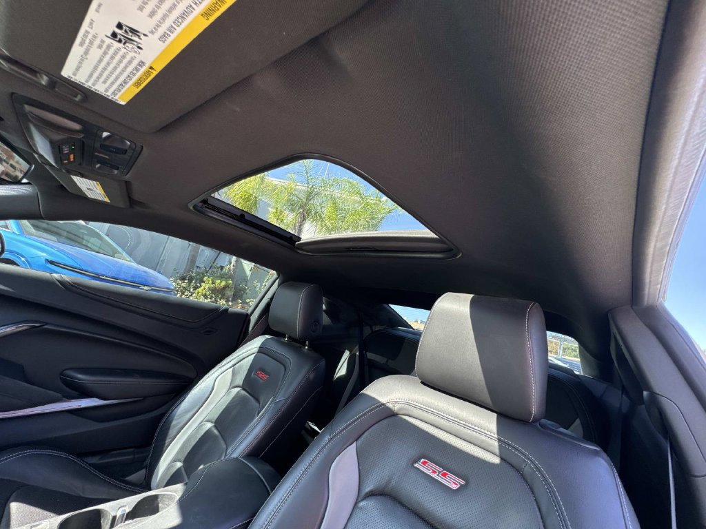 Used 2021 Chevrolet Camaro SS RWD image 29