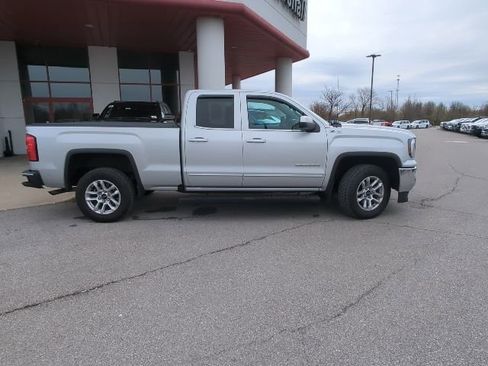 Used 2019 GMC Sierra 1500 SLE w/ SLE Value Package image 28
