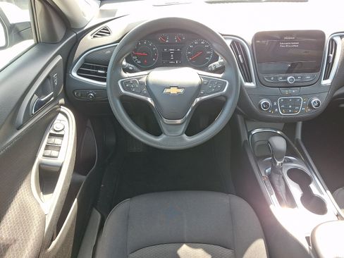 Used 2024 Chevrolet Malibu LT FWD image 12