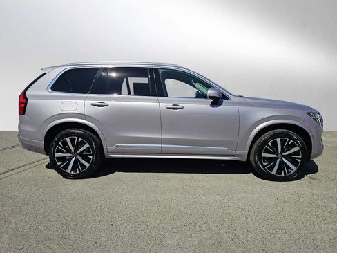 New 2026 Volvo XC90 B6 Core AWD/4WD image 2