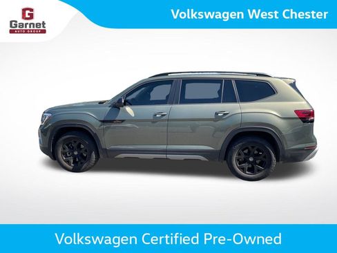 Certified 2025 Volkswagen Atlas Peak Edition SE AWD/4WD image 2