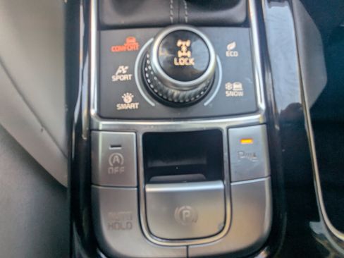 Certified 2024 Kia Telluride S image 30