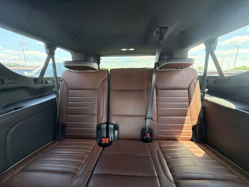 Used 2023 GMC Yukon XL Denali Ultimate AWD/4WD image 29