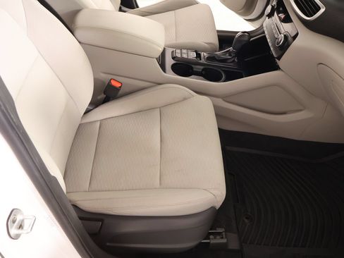 Used 2019 Hyundai Tucson Value AWD/4WD image 13
