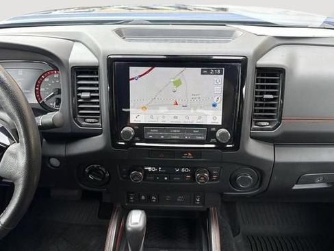 Used 2022 Nissan Frontier PRO-4X AWD/4WD image 11