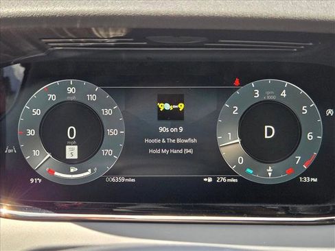 Used 2026 Land Rover Range Rover Evoque S image 11