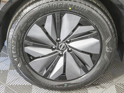 Certified 2024 Nissan Ariya AWD image 11