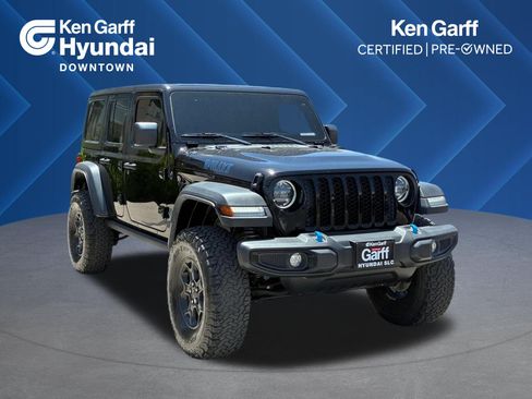 Used 2023 Jeep Wrangler Unlimited w/ Cold Weather Group AWD/4WD image 1