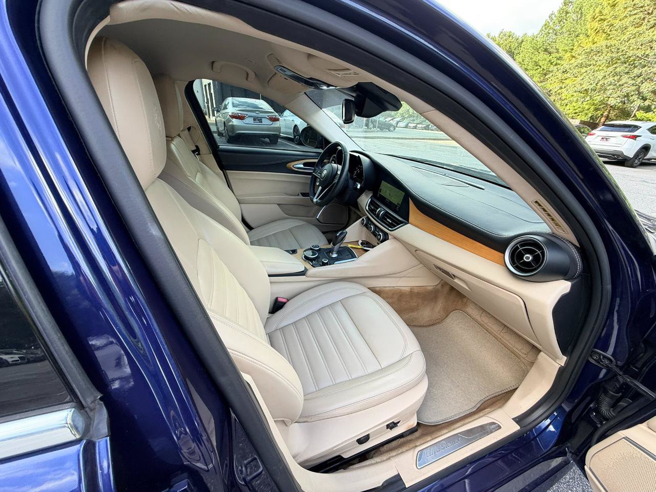 Used 2017 Alfa Romeo Giulia Ti w/ TI Lusso Light Wood Package RWD image 15
