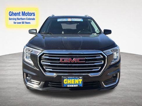 Used 2024 GMC Terrain SLT AWD/4WD image 8