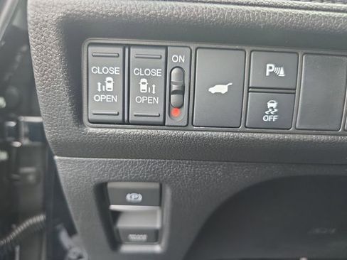 New 2026 Honda Odyssey Touring image 27