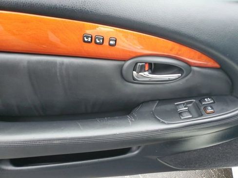 Used 2006 Lexus SC 430 Convertible w/ Preferred Accessory Pkg image 21