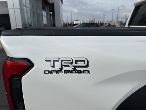 New 2026 Toyota Tacoma TRD Off-Road image 9