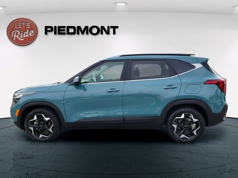 Used 2026 Kia Seltos EX FWD image 9