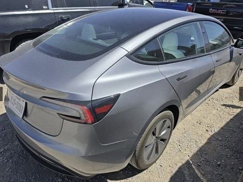 Used 2025 Tesla Model 3 Long Range image 2