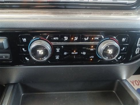 Used 2024 Chevrolet Silverado 1500 LTZ w/ Technology Package image 23