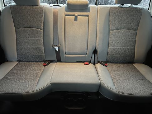 Used 2016 RAM 1500 Big Horn image 16