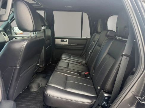 Used 2017 Ford Expedition Limited w/ Equipment Group 301A AWD/4WD image 37