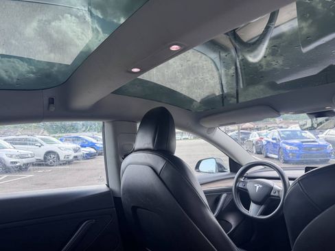 Used 2022 Tesla Model 3 Long Range AWD/4WD image 21