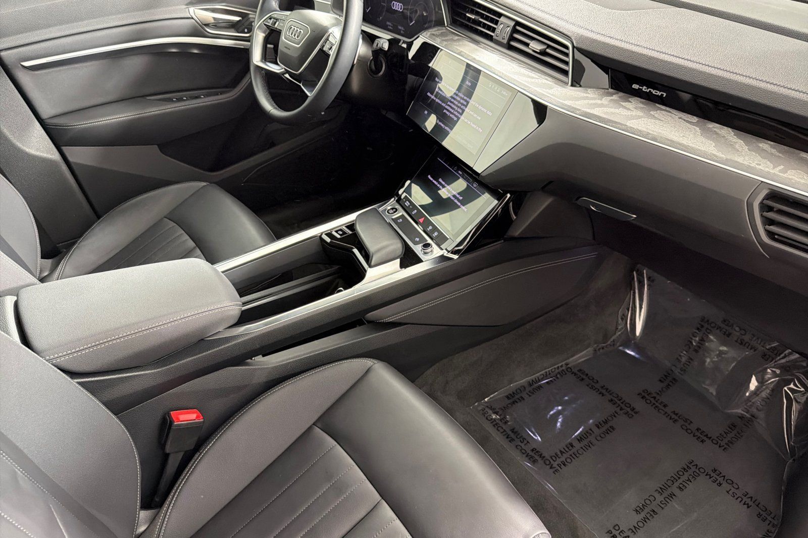 Used 2024 Audi Q8 e-tron Premium AWD/4WD image 15