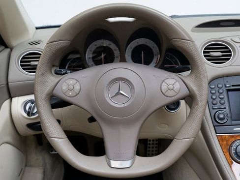 Used 2009 Mercedes-Benz SL 550 image 27